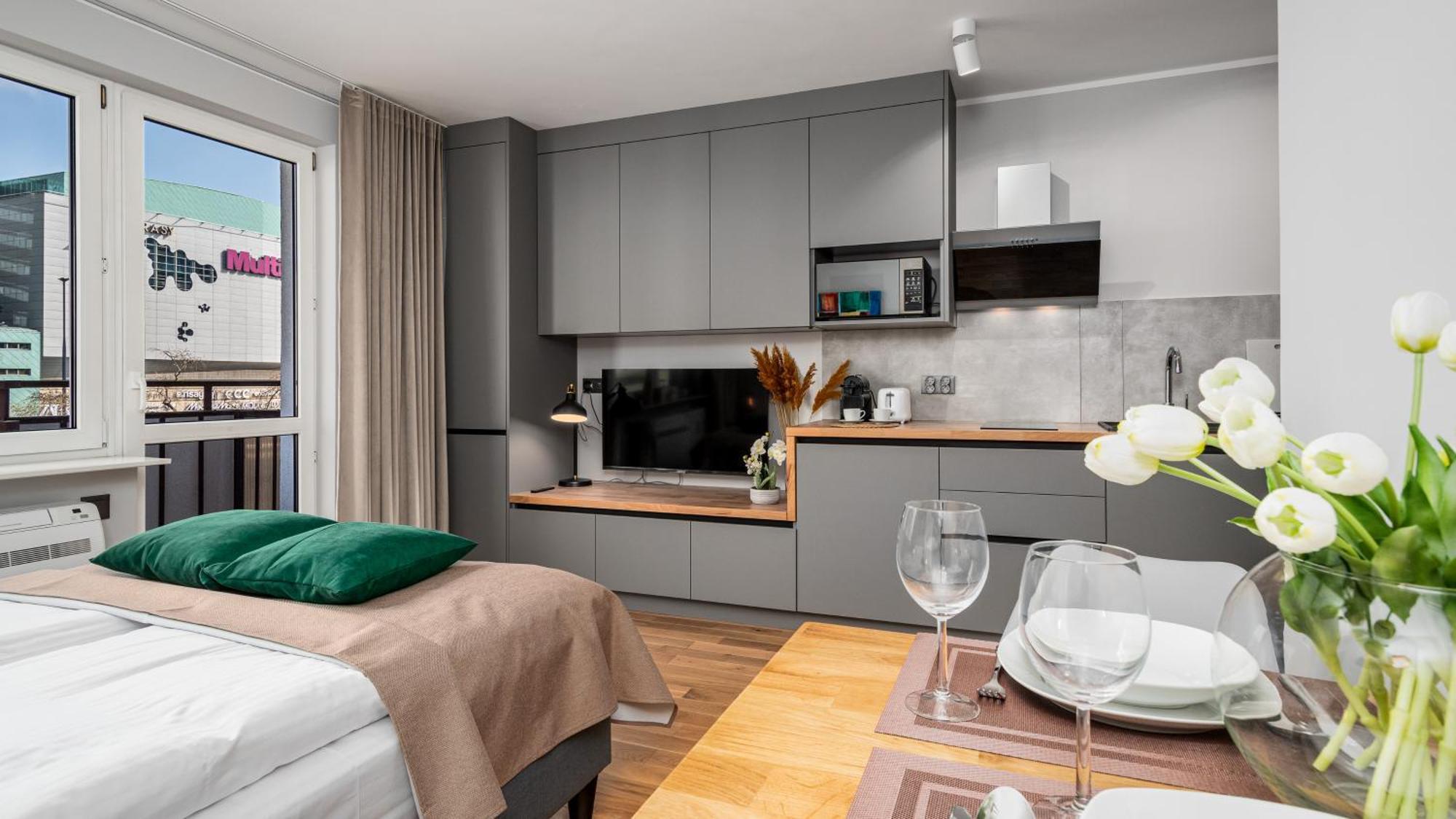 Zlota Apartments City Centre By Sun & Snow Warschau Buitenkant foto